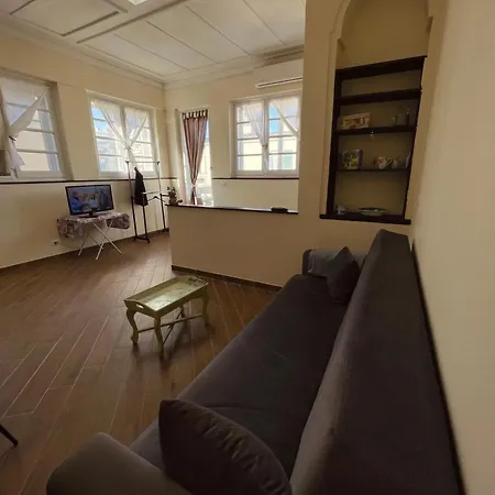 Tiny Penthouse In Corso Sardegna Apartamento