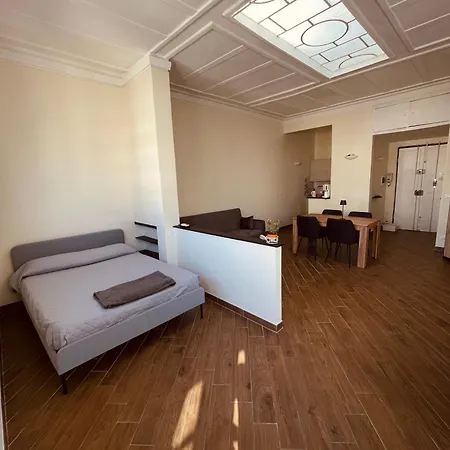 Tiny Penthouse In Corso Sardegna *